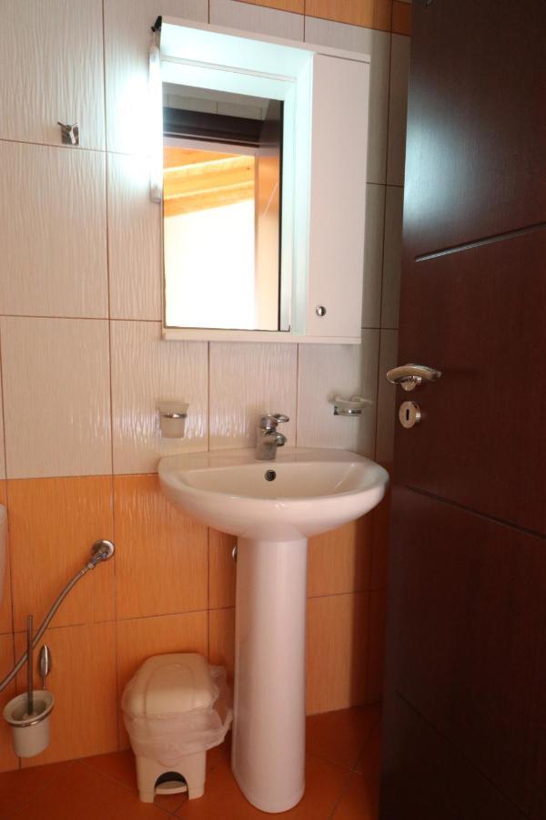 Hotel Potami Beach - Mondi Goro Himarë Extérieur photo