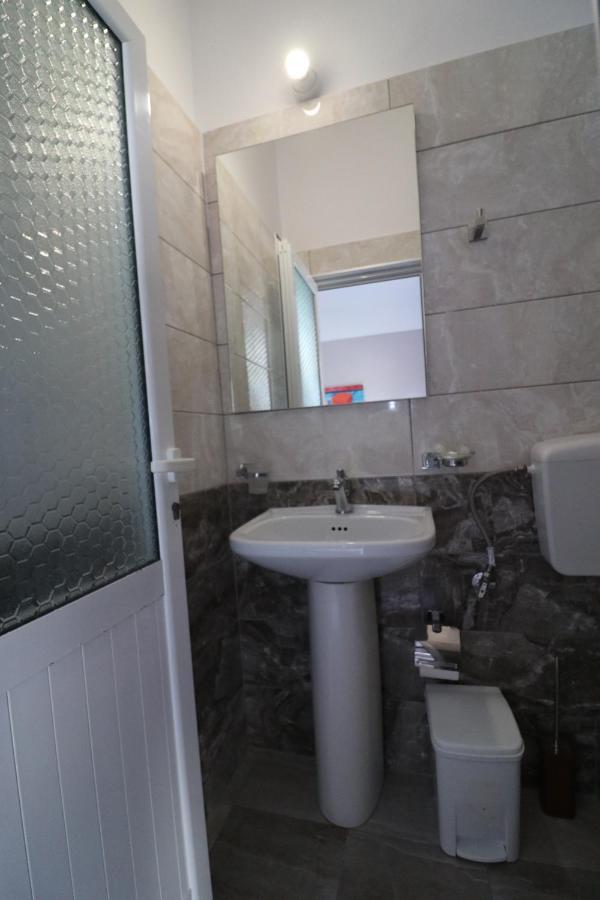 Hotel Potami Beach - Mondi Goro Himarë Extérieur photo