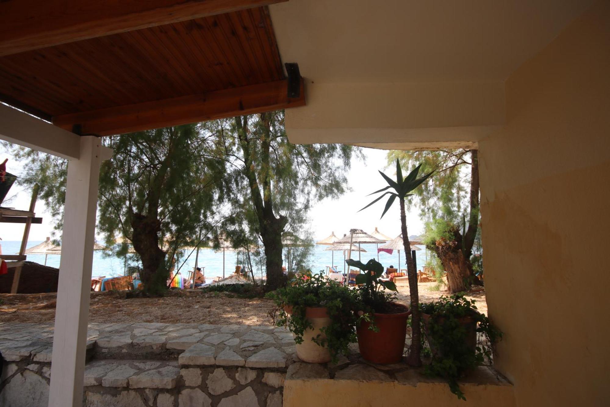 Hotel Potami Beach - Mondi Goro Himarë Extérieur photo