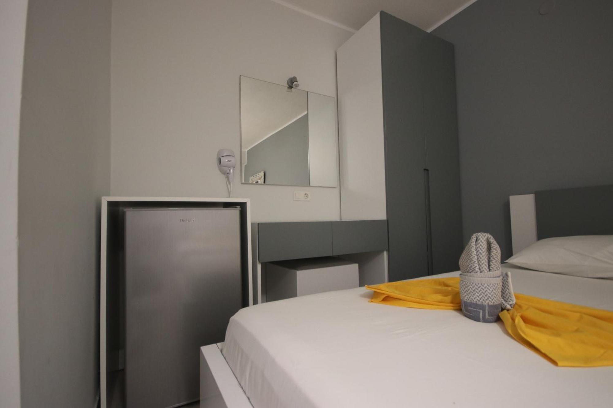 Hotel Potami Beach - Mondi Goro Himarë Extérieur photo