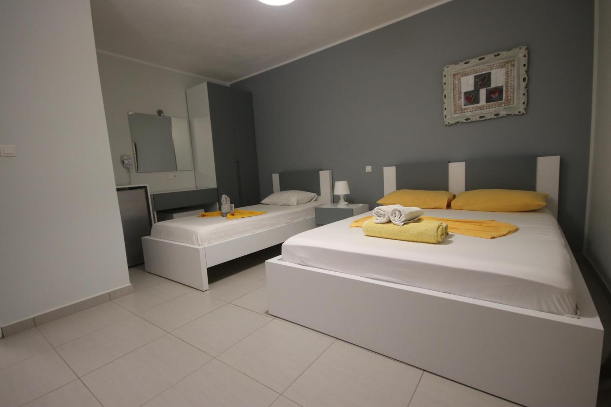 Hotel Potami Beach - Mondi Goro Himarë Extérieur photo